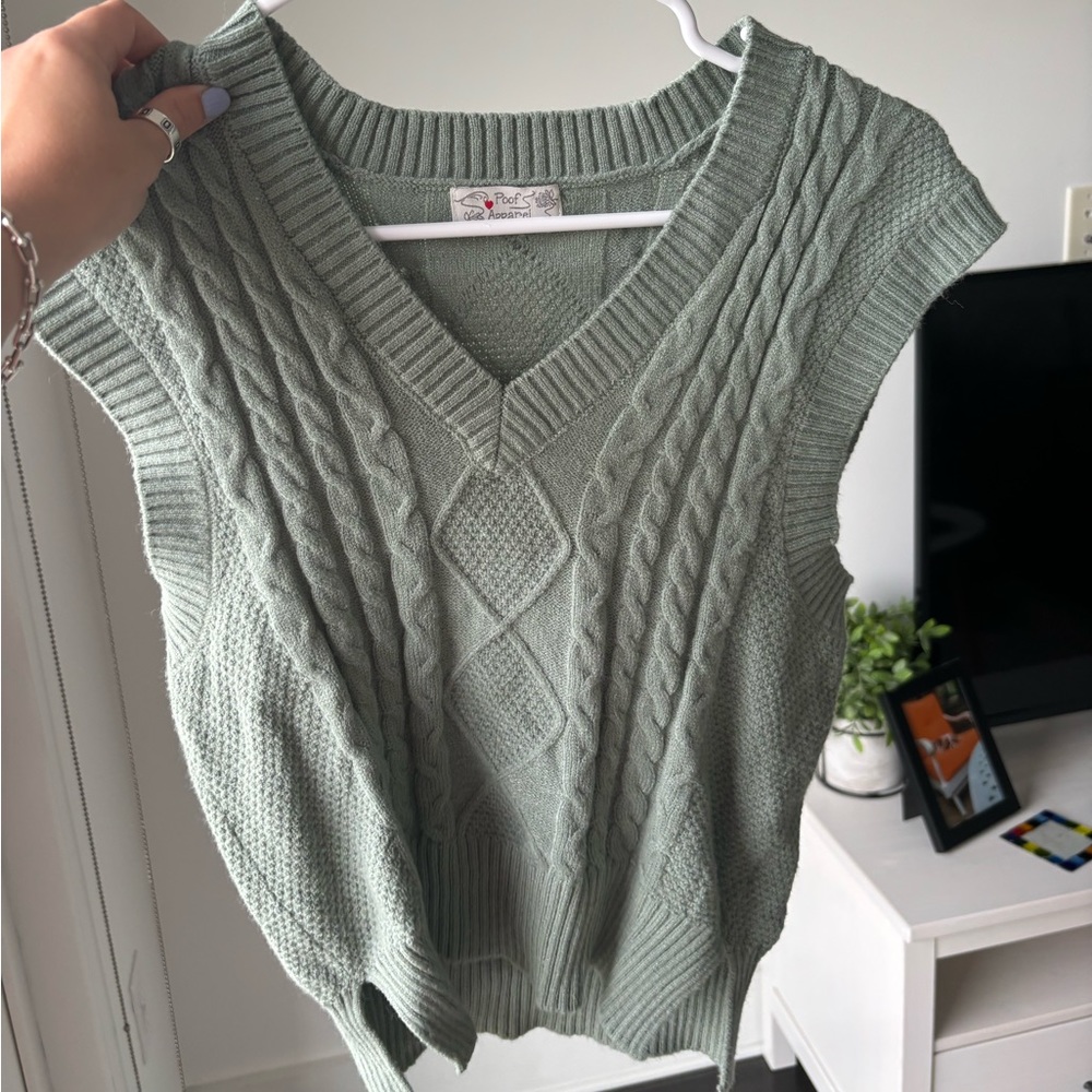 Sweater vest - Sage Green